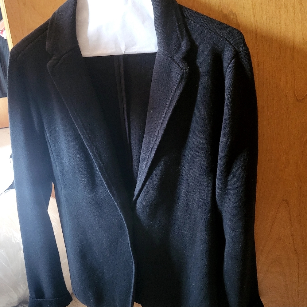 Classic Black Women's Sweater Blazer